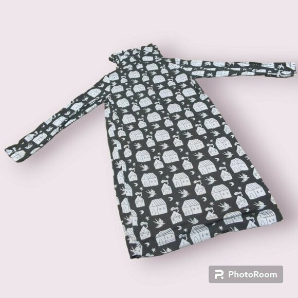 Kate Quinn Long Sleeve Cowl Neck Dress in Little Houses - Picture 4 of 5